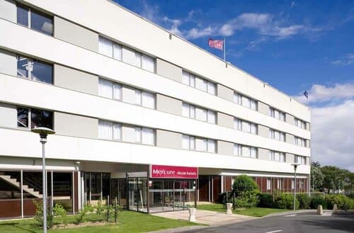 Внешний вид отеля Mercure Angers Lac de Maine в Анже