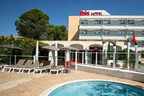 Внешний вид отеля Ibis Nimes Ouest в Ниме
