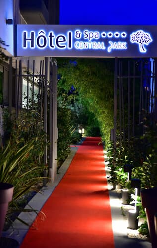 Внешний вид отеля Hotel Central Park