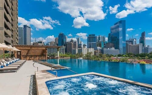 Внешний вид отеля Discovery Primea в Макати