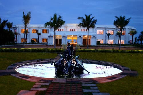 Внешний вид отеля Chariot Beach Resort
