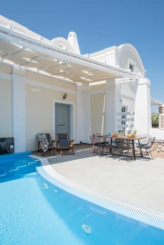 Внешний вид отеля Secret Earth Santorini в Муниципальной единице Фирах