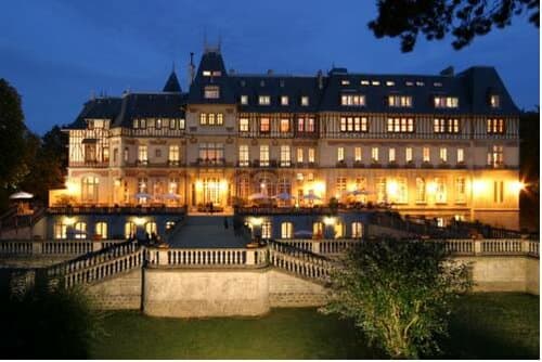 Внешний вид отеля Chateau De Montvillargenne