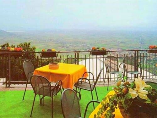 Внешний вид отеля Hotel San Luca в Кортоне