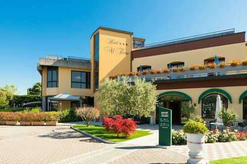 Внешний вид отеля Hotel Ristorante Al Fiore