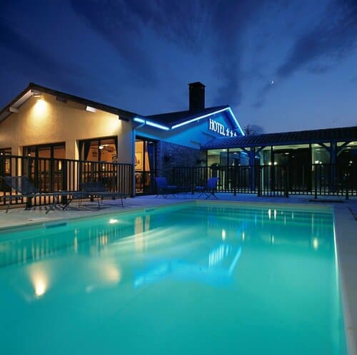 Внешний вид отеля Kyriad Prestige Bordeaux Ouest Mérignac в Мериньяке