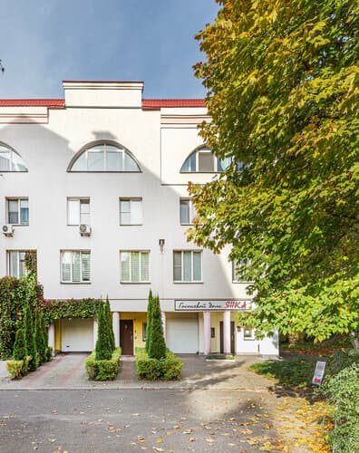 Внешний вид отеля Янка