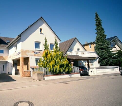 Внешний вид отеля Gaestehaus Parkblick