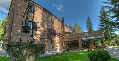Внешний вид отеля Albergo Il Picchio