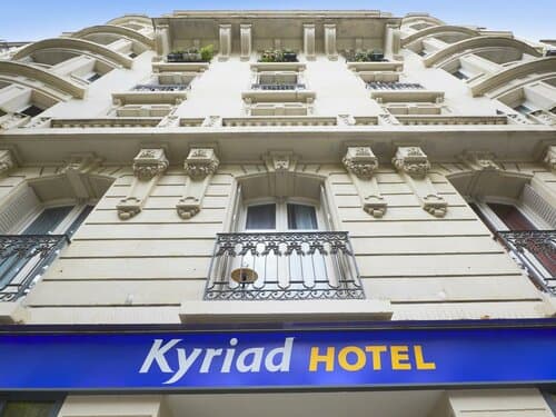 Внешний вид отеля Kyriad Paris 18 Porte de Clignancourt Montmartre в Квартире де Клиньянкуре