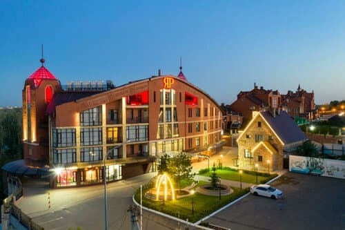 Внешний вид отеля Яр в Оренбурге