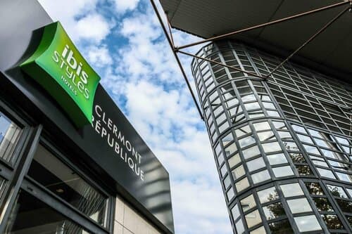 Внешний вид отеля Ibis Styles Clermont-Ferrand République в Клермон-Ферране