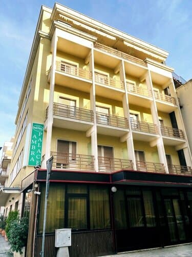 Внешний вид отеля Hotel Ambra Palace