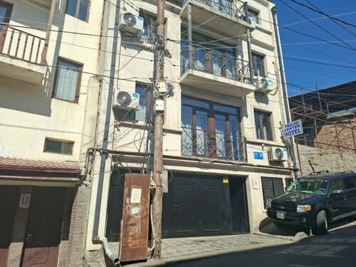 Внешний вид отеля Tbilisi Center Hotel в Тбилиси