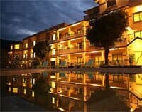 Внешний вид отеля Mount Kailash Resort