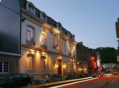 Внешний вид отеля Hotel La Villa des Fleurs