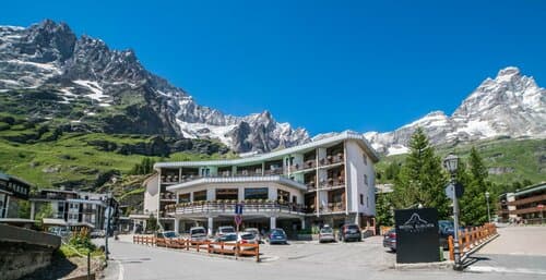 Внешний вид отеля Hotel Europa
