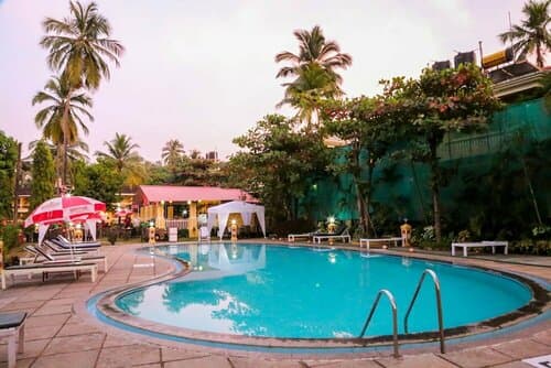 Внешний вид отеля Carina Beach Resort в Варке