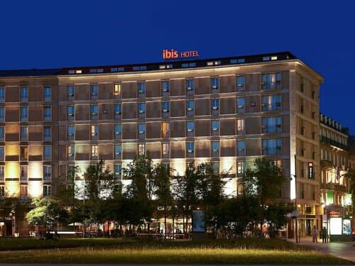 Внешний вид отеля ibis Strasbourg Centre Gare в Трибунал-Гар-Порте де Ширмеке