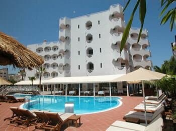 Внешний вид отеля Hawaii Hotel