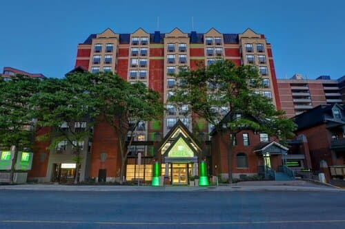 Внешний вид отеля Holiday Inn Ottawa Dwtn - Parliament Hill, an Ihg Hotel в Оттаве