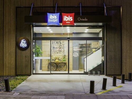 Внешний вид отеля Ibis budget Oviedo в Овьедо