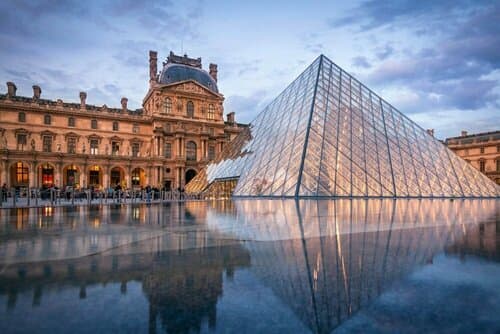 Внешний вид отеля Timhotel Le Louvre в Квартале Льзе Аллё