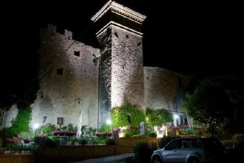 Внешний вид отеля Albergo Torre Sangiovanni