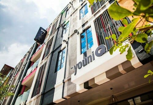 Внешний вид отеля the YouniQ Hotel