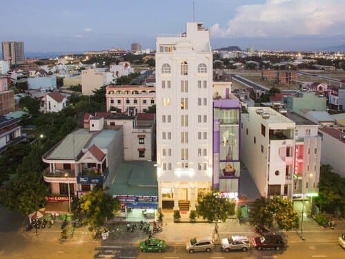 Внешний вид отеля Titan Hotel в Дананге
