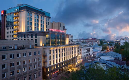 Внешний вид отеля Mercure Москва Павелецкая в районе Замоскворечье