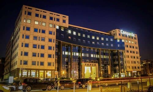 Внешний вид отеля Campanile Lyon Centre - Gare Part Dieu