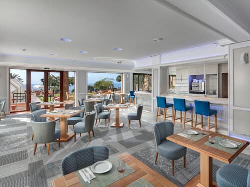 Внешний вид отеля El Fuerte Marbella в Марбелье