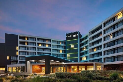 Внешний вид отеля Courtyard by Marriott Seattle Downtown Lake Union в Сиэтле