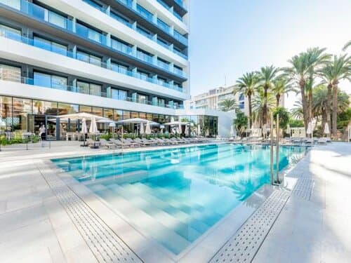 Внешний вид отеля Hotel Port Alicante City & Beach в Аликанте