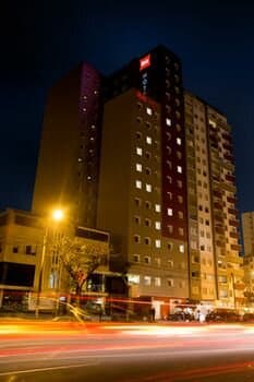 Внешний вид отеля Ibis Lima Reducto Miraflores