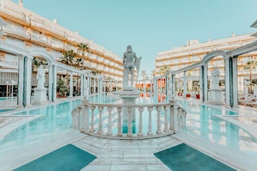 Внешний вид отеля Cleopatra Palace Hotel