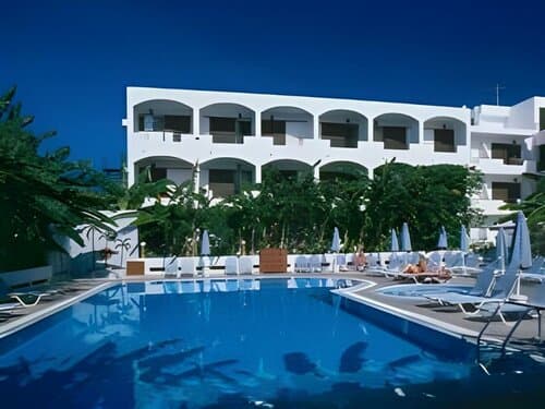 Внешний вид отеля Imperial в Косе