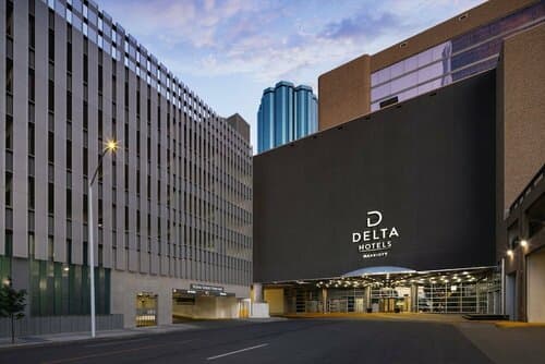 Внешний вид отеля Delta Edmonton Centre Suite Hotel