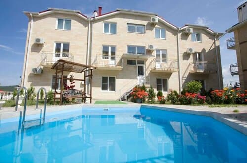 Внешний вид отеля Ева