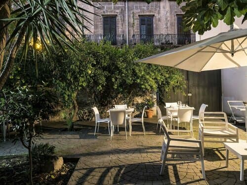 Внешний вид отеля Bed & Breakfast Il Giardino di Ballarò