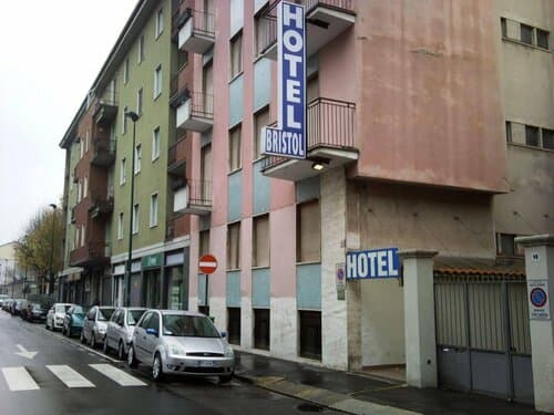 Внешний вид отеля Hotel Bristol