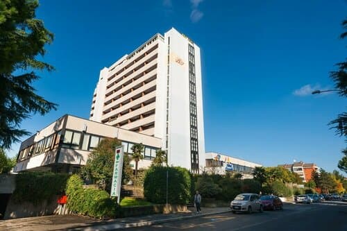 Внешний вид отеля Hotel Donatello Imola в Имоле