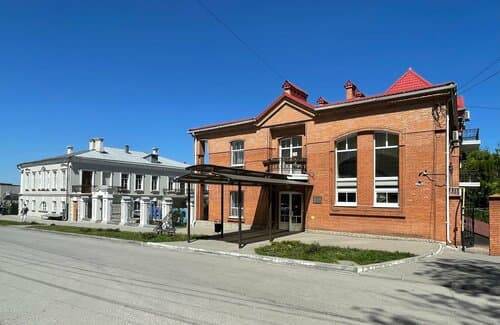 Внешний вид отеля Золотой Берег в Таганроге