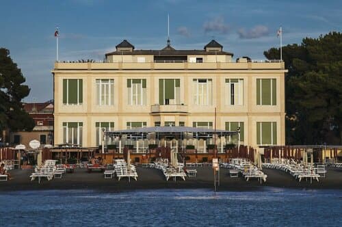 Внешний вид отеля Suite Hotel Nettuno