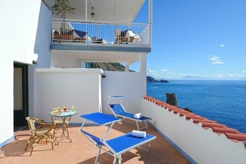 Внешний вид отеля Hotel Torre Saracena в Прайано