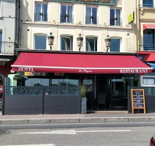 Внешний вид отеля Logis La Régence