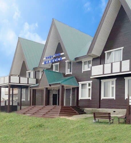 Внешний вид отеля Кемпинг-отель Ольхон в Хужире