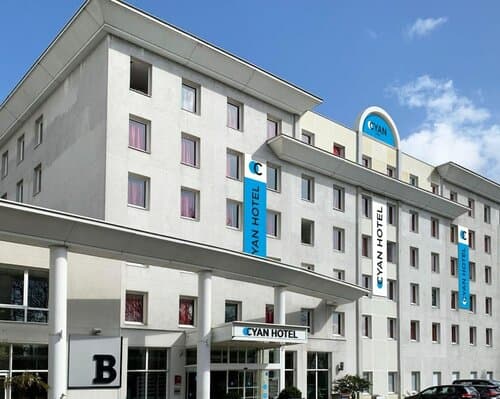 Внешний вид отеля Cyan Hotel