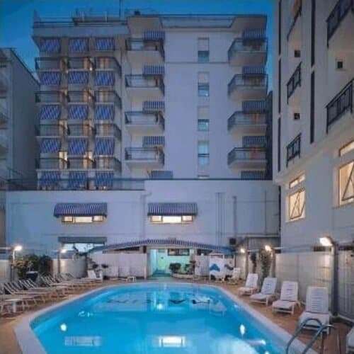 Внешний вид отеля Hotel Arena в Каттолике